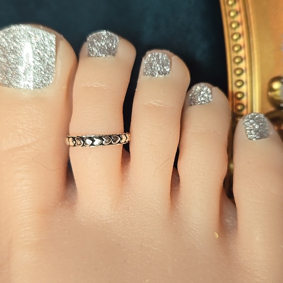 Sterling Silver Hearts Band Toe Ring Brand New In Box - Picture 4 of 4